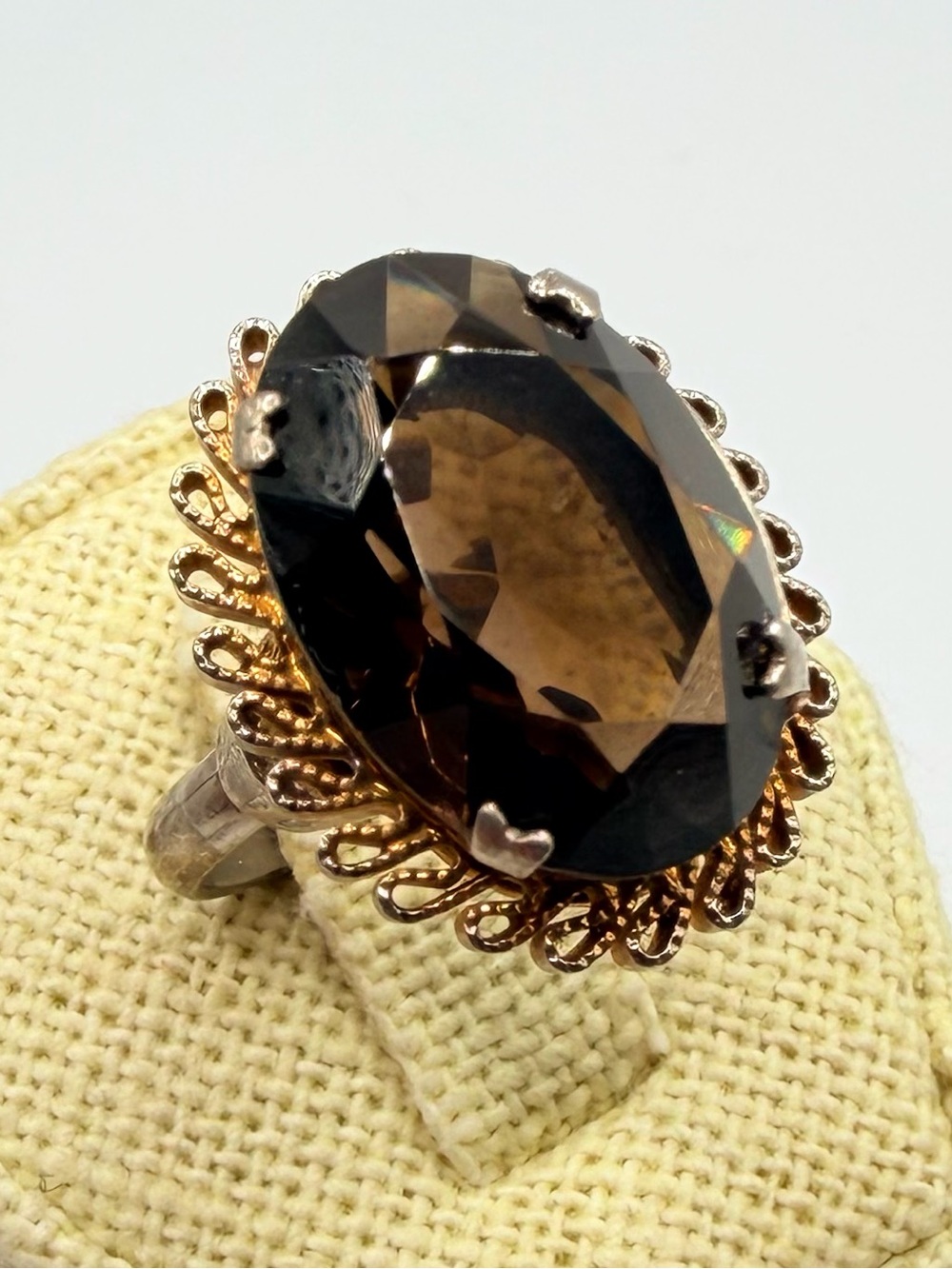 Vintage 1960s gold-tone adjustable smokey quartz cocktail ring - Picture 2 of 14